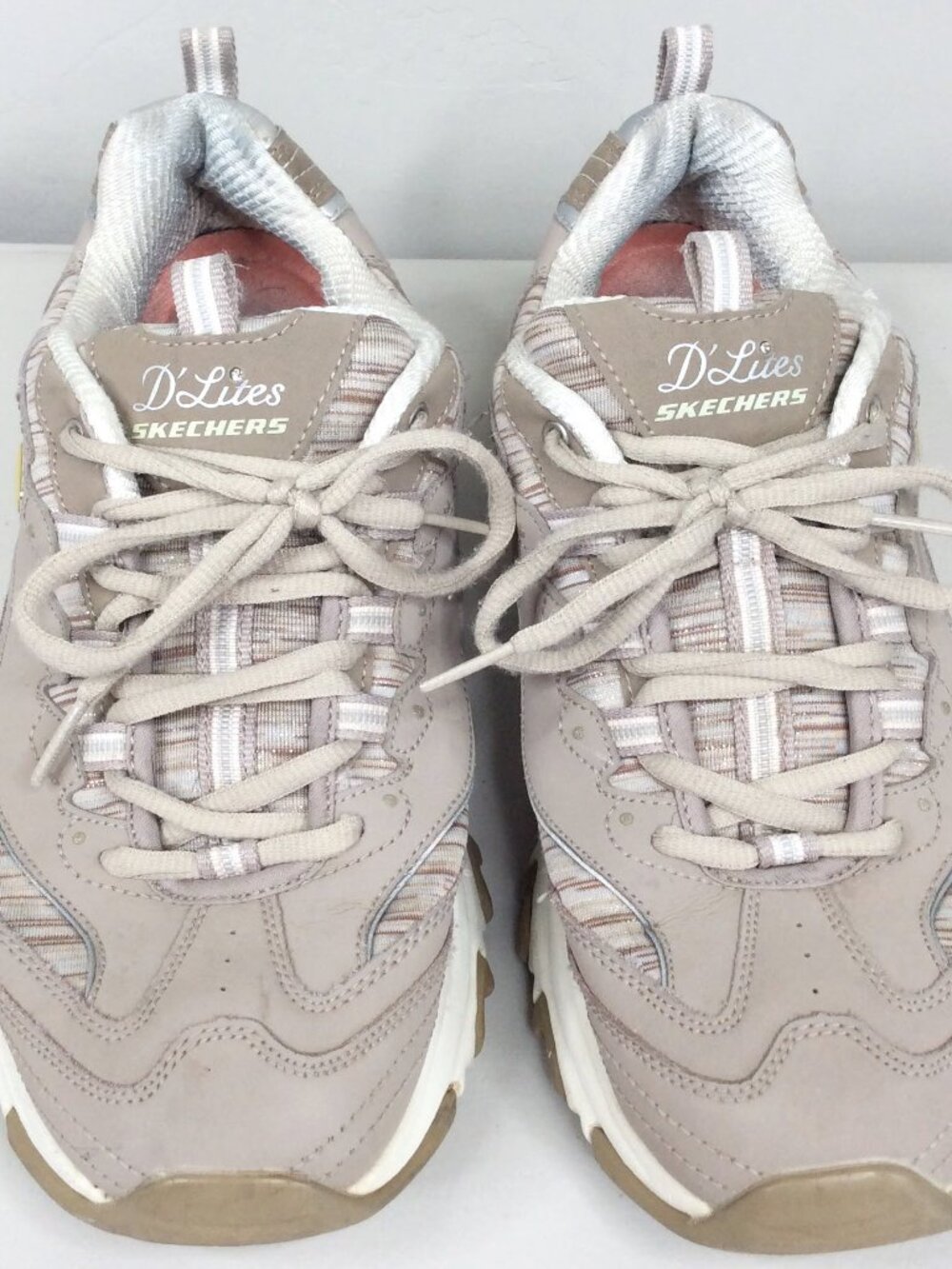 Skechers D'Lites Sneaker Shoes Women's Size 10 Taupe 11978W - Picture 3 of 11